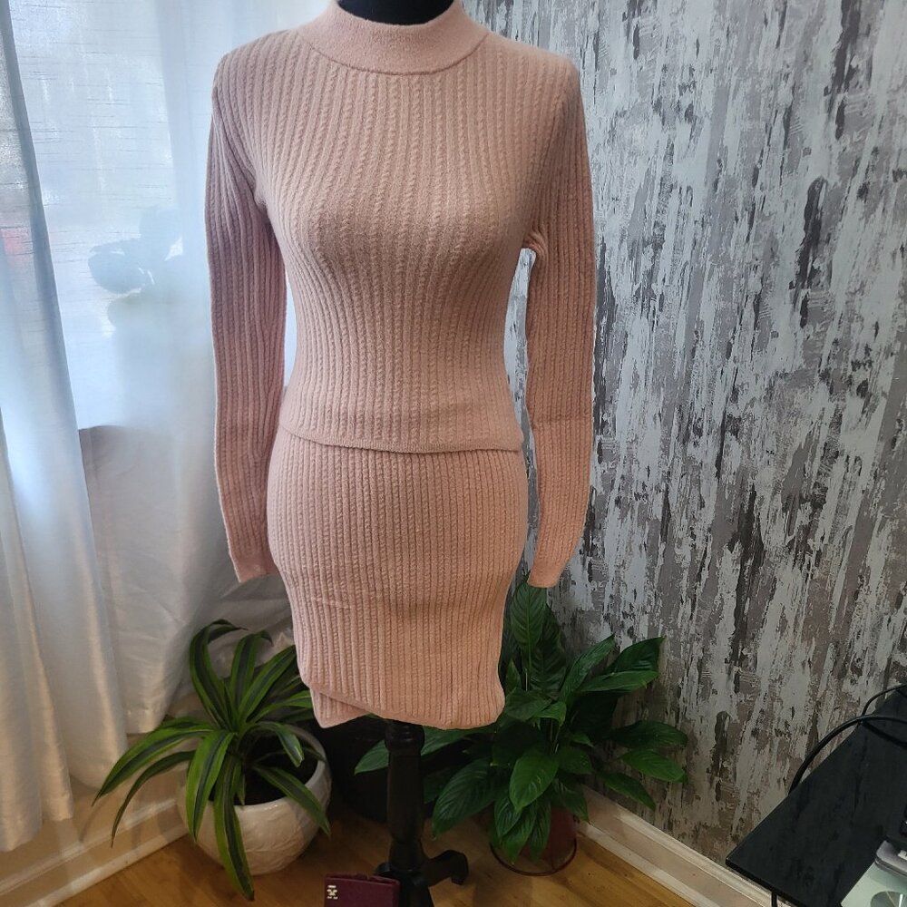 Express Women's Fuzzy Sweater and Skirt set - Picture 5 of 5